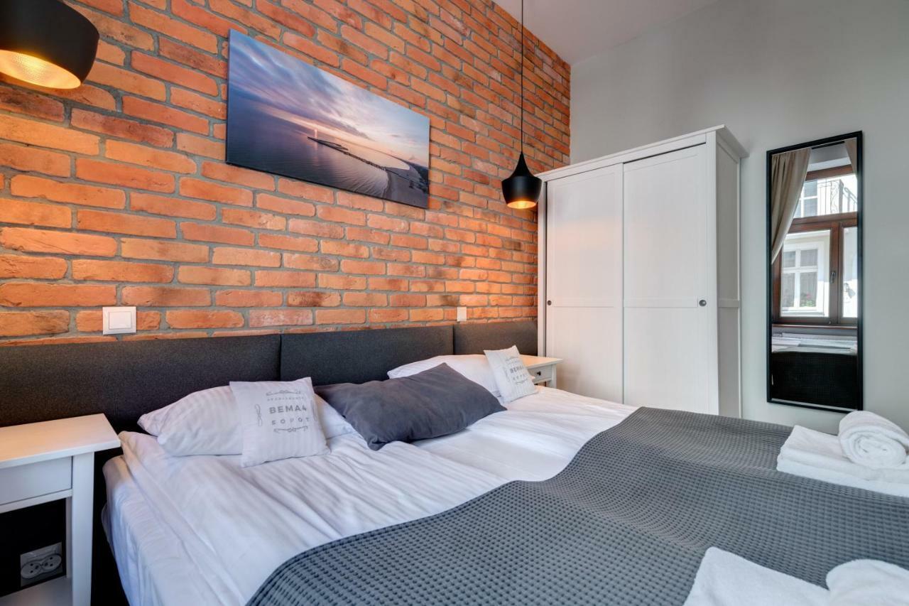 Apartamenty Bema4 โซพอต ภายนอก รูปภาพ